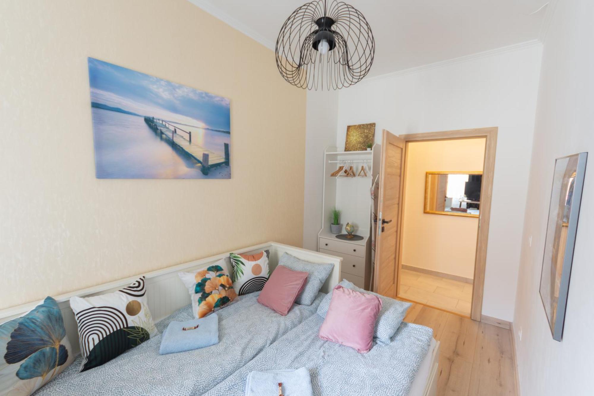 Apartman Quiet In The Bustling Center